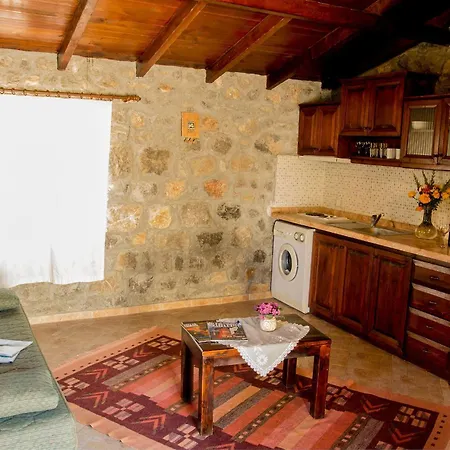 Apartmanhotel Doga 3*