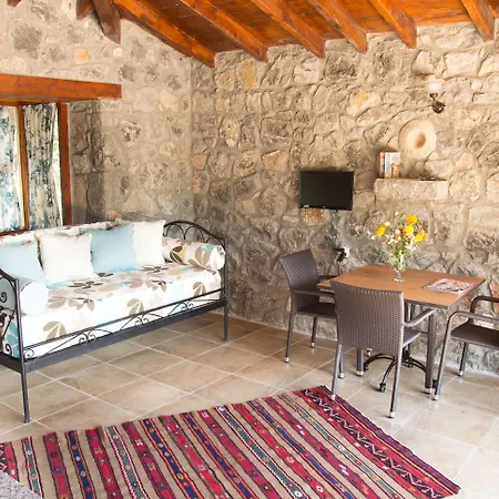 Ξενοδοχείο με διαμερίσματα Doga Kayakoy